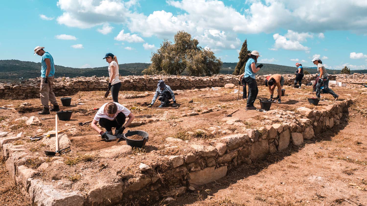 Comienza la tercera campaña arqueológica del Castillo Viejo de Manzanares El Real