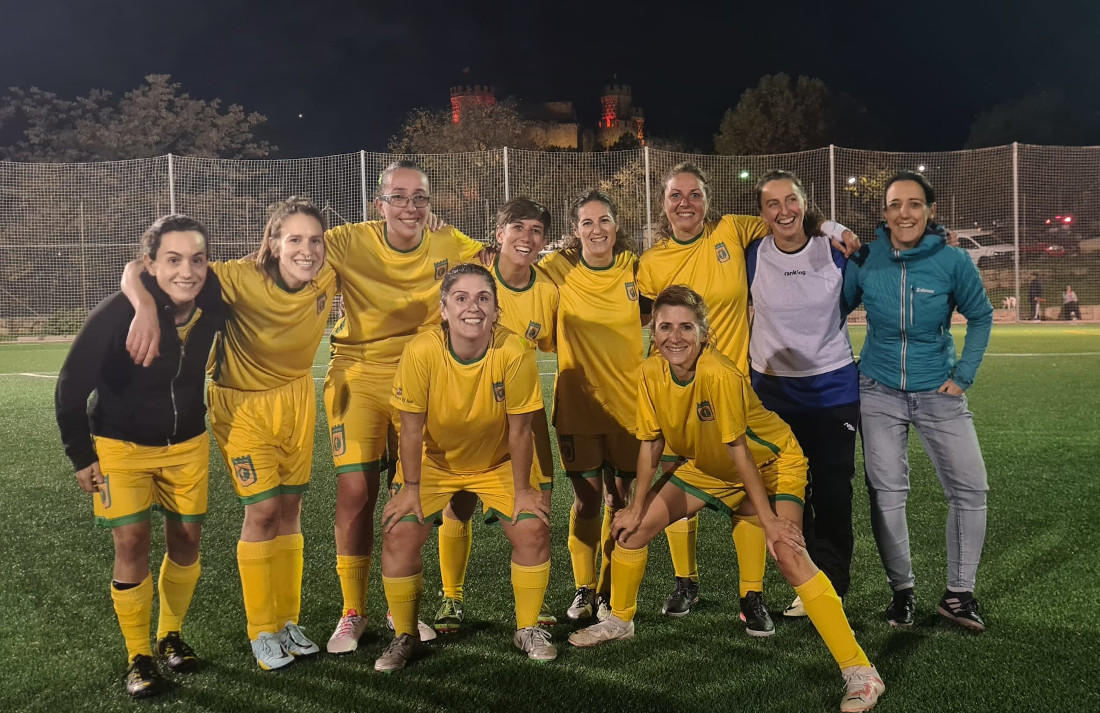 Presentación de los nuevos equipos femeninos de futbol de la Agrupación Deportiva El Real de Manzanares